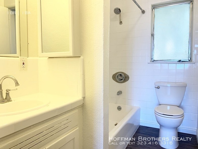 Building Photo - 4847 Slauson Ave