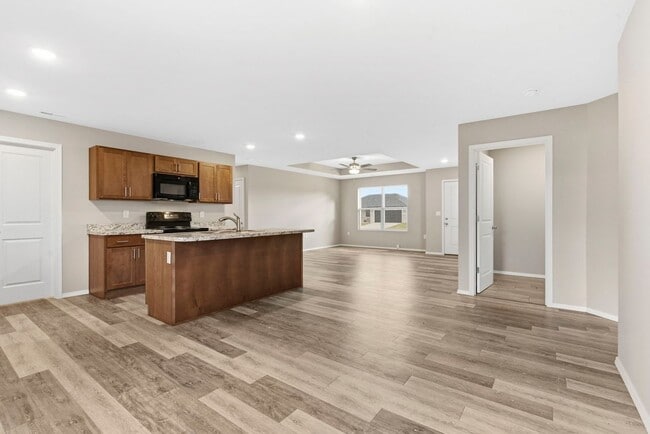 Building Photo - 3 Bedroom Home - Monett MO