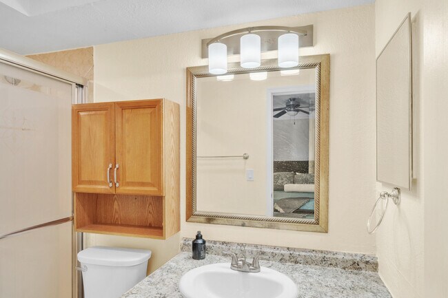 Building Photo - 1350 Riverside Cir