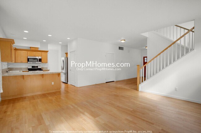 Building Photo - Spacious Bull Mountain 4 Bedroom Home - Huge Yard!