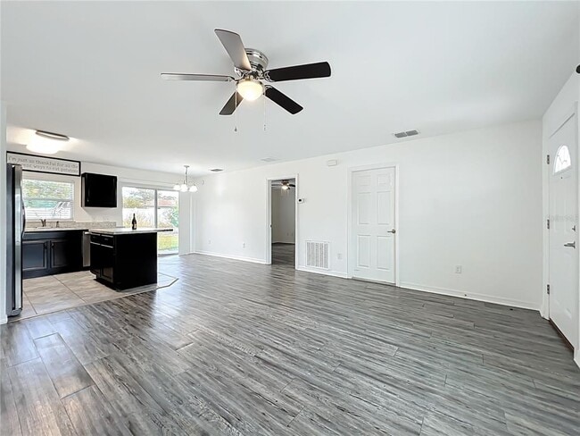 Building Photo - 3897 SW 169th Ln Rd
