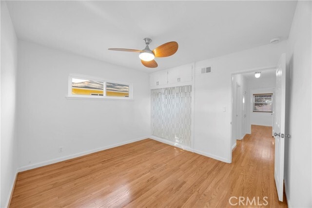 Building Photo - 353 Cres