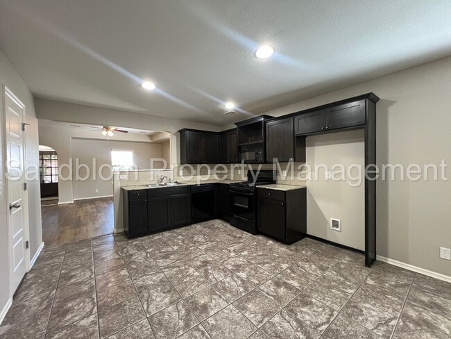 Building Photo - FOR LEASE | Jenks | $1645 Rent | Available...