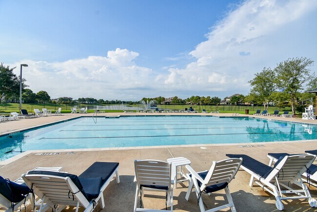 Building Photo - 12447 Girasole Ct