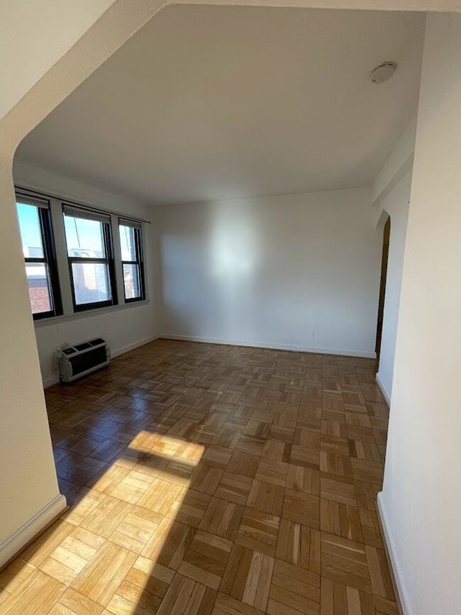 Building Photo - Updated Corner Unit at the Swarthmore in Foggy Bottom