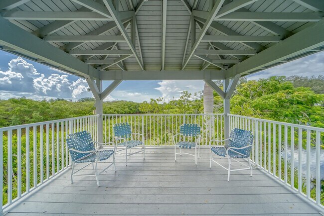 Building Photo - 840 Audubon Dr