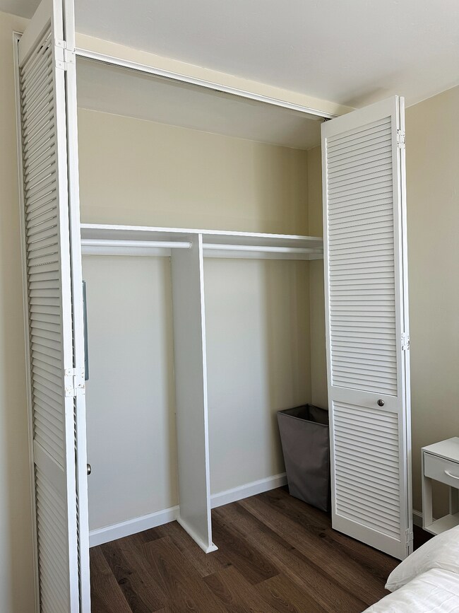 Building Photo - 3050 Rue D’Orleans