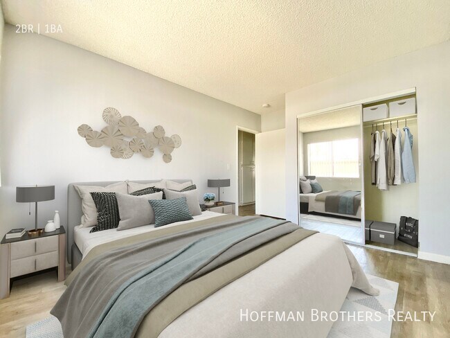 Building Photo - 227 Normandie Ave