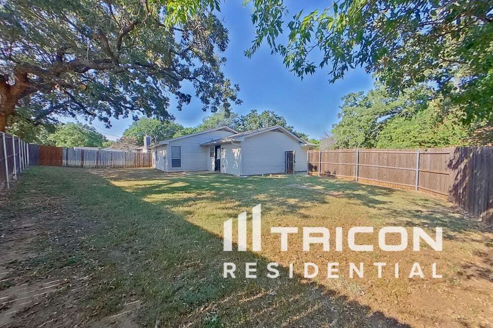 Building Photo - 4805 Sugar Tree Ct