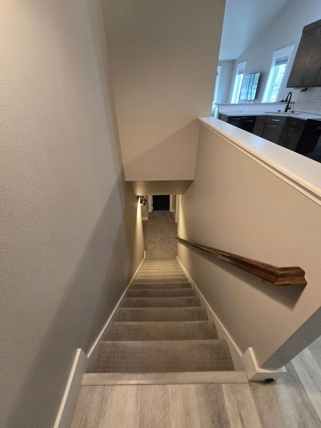 Building Photo - 4 bed 2 bath home in Josephine Crossing