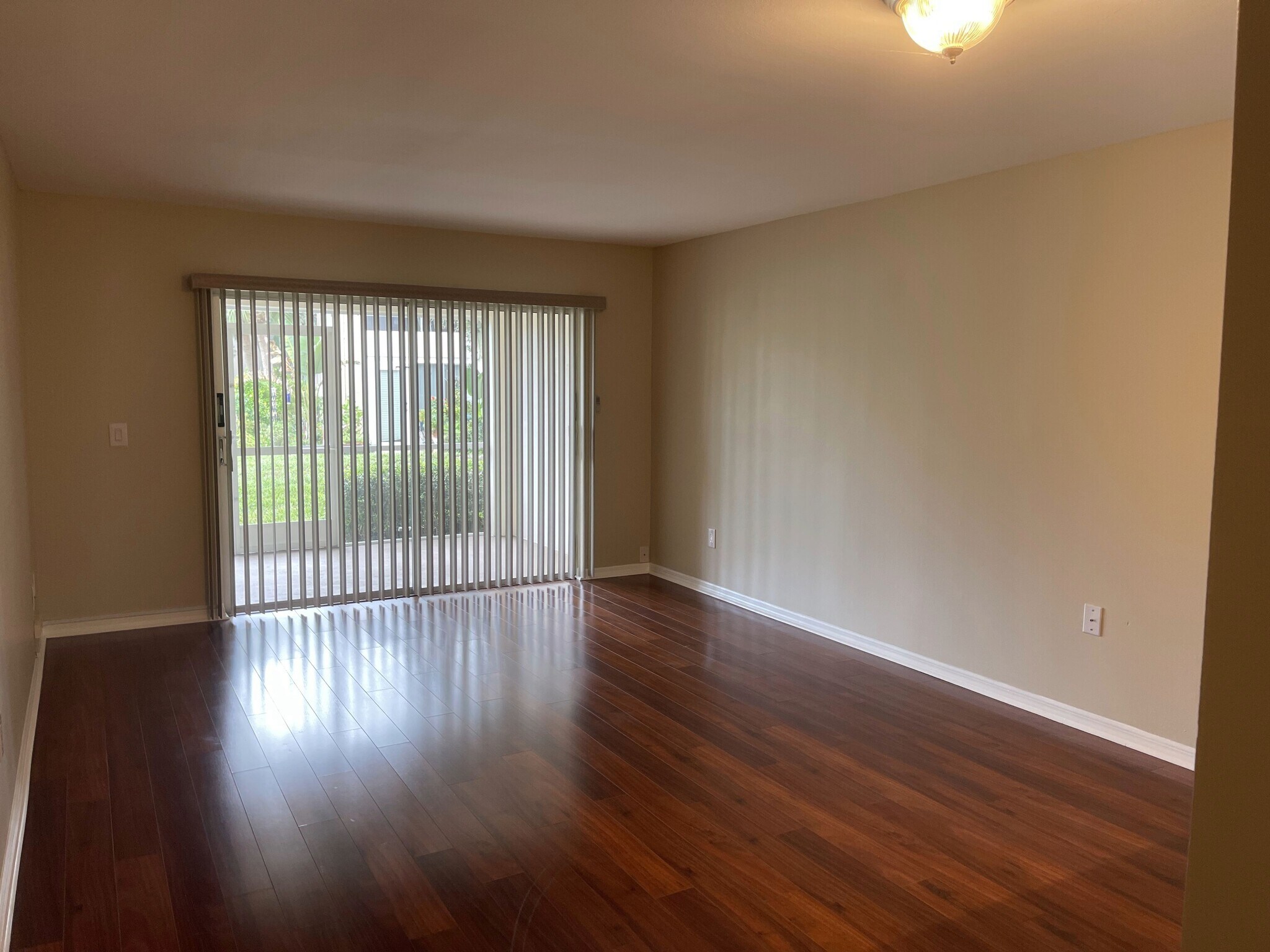 Living Room w/Water View - 10356 Carrollwood Ln