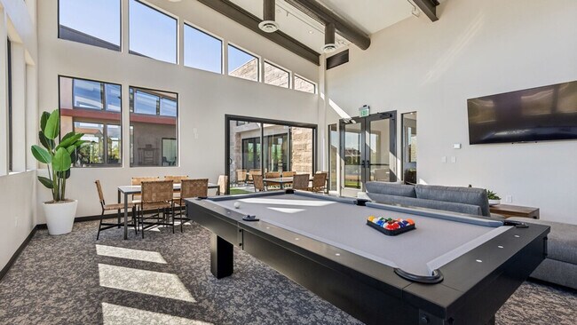 Building Photo - 5972 E Sinclair St