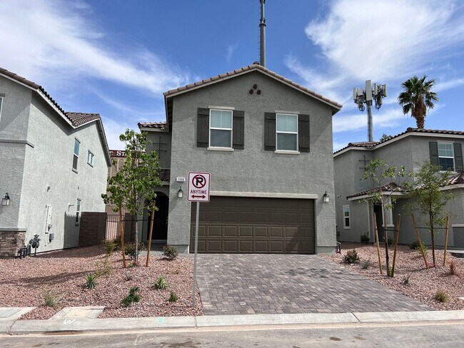Building Photo - CASA BELLA COMMUNITY 3 BEDROOM 2.5 BATH LO...