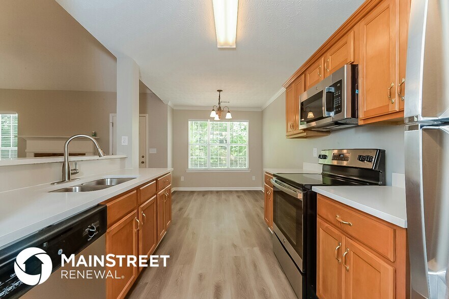 Building Photo - 230 Dillion Dr