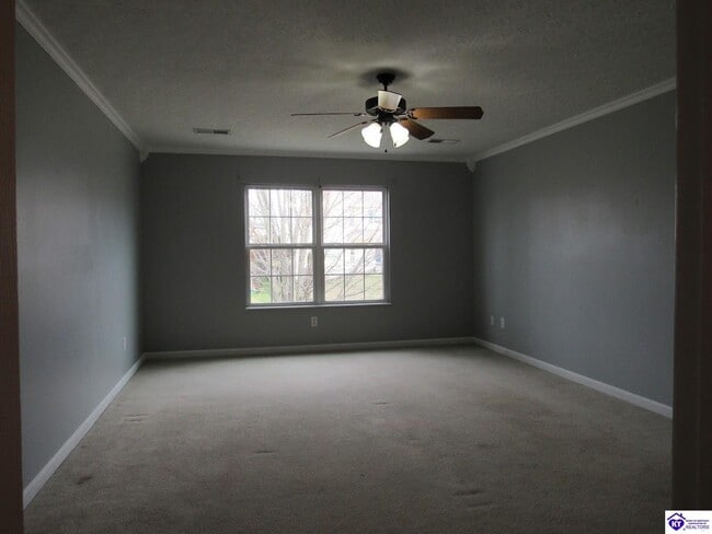 Building Photo - 416 Jey Dr