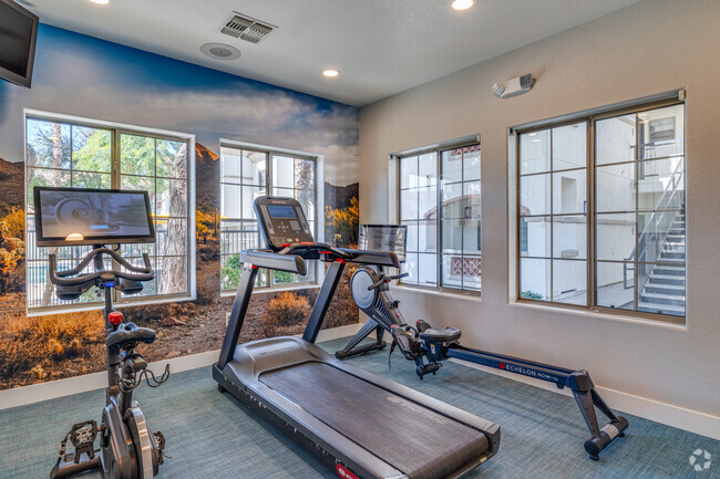 Fitness Center - Del Mar Apartments