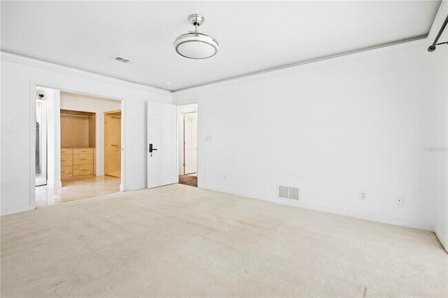 Building Photo - 433 Pelican Bay Dr