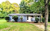 Building Photo - 407 Stirrup Ct