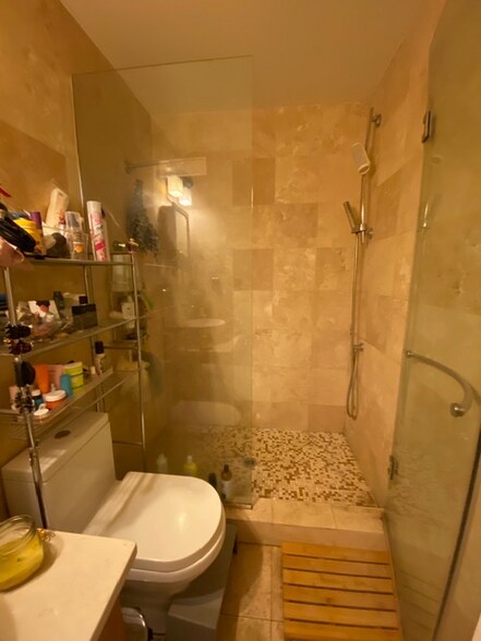 Building Photo - 1653 Park Rd NW