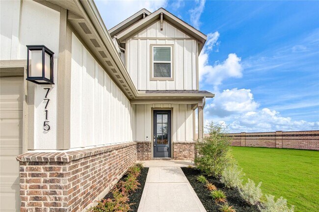 Building Photo - 7715 Primrose Myrtle Ln