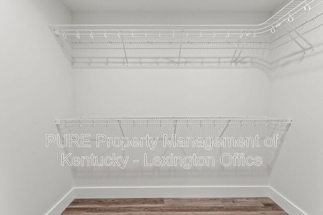 Building Photo - 332 Winding Branch Dr