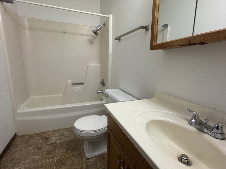 Building Photo - 3475 Winston Dr