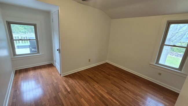 Building Photo - 1401 W Brown Deer Rd