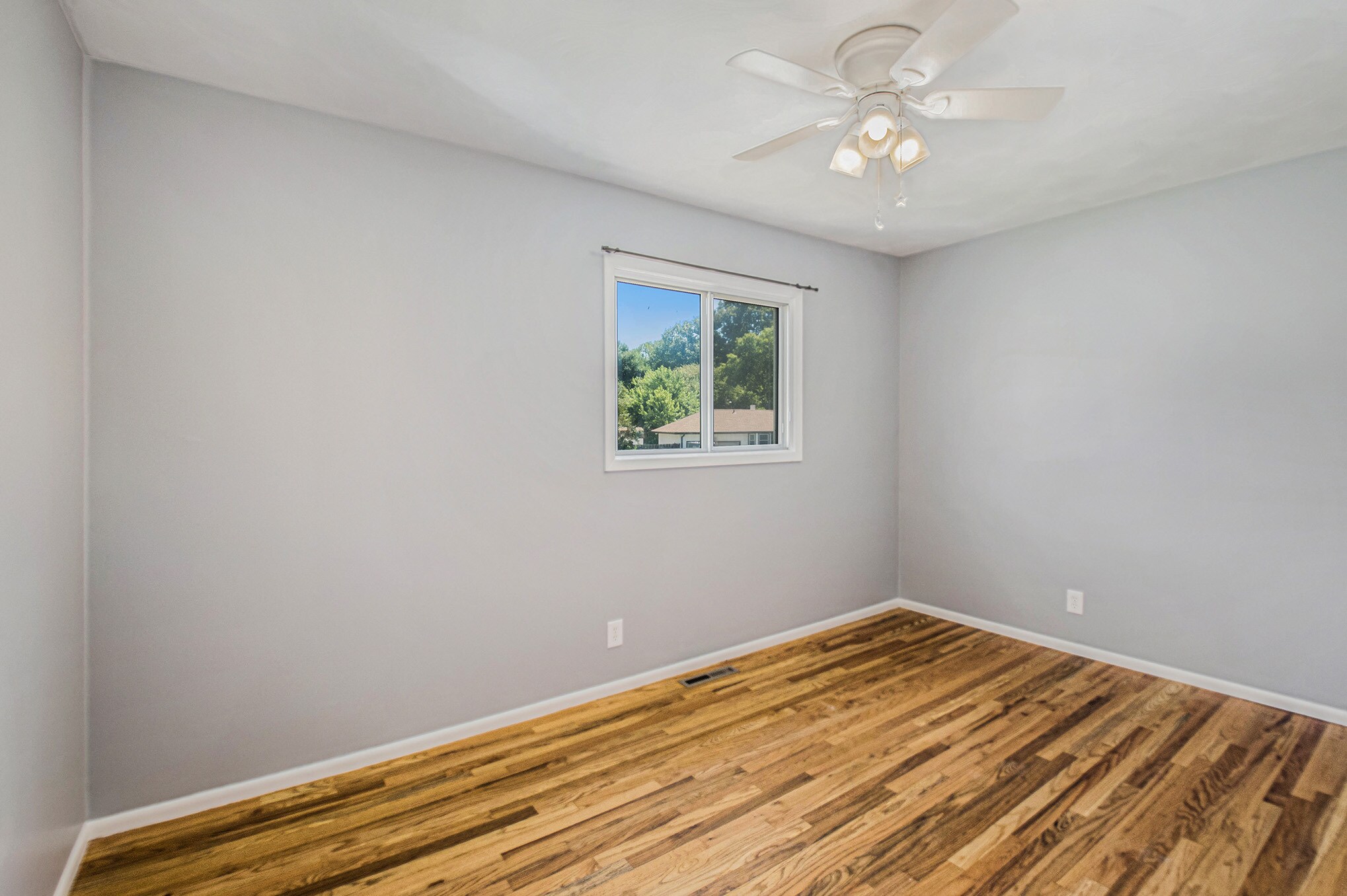 Bedroom #3 - 4622 Parkview Dr