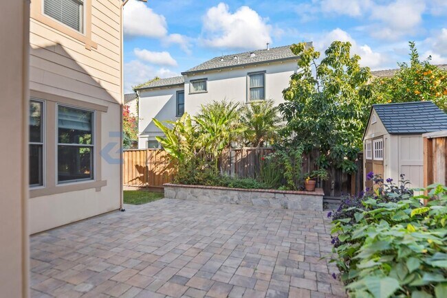 Building Photo - 1294 Pistachio Terrace