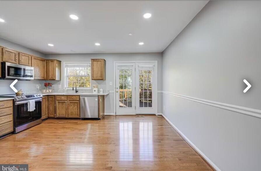 Building Photo - 1770 Tiger Lily Cir
