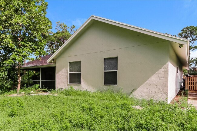 Building Photo - 15772 85th Rd N