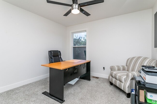 Building Photo - Luxury Breckenridge Park Home