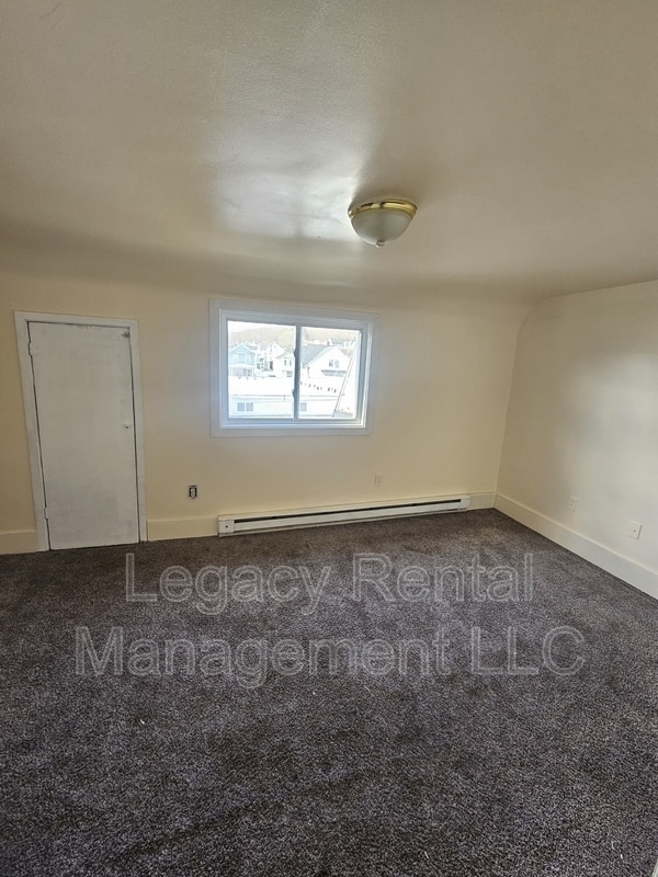 Building Photo - 535 W Shawnee Ave