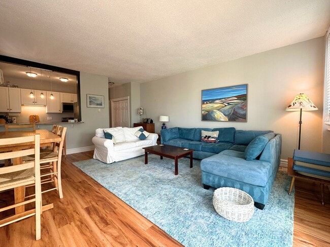 Building Photo - Winter Rental: Pirate's Cove (Pet-friendly!)