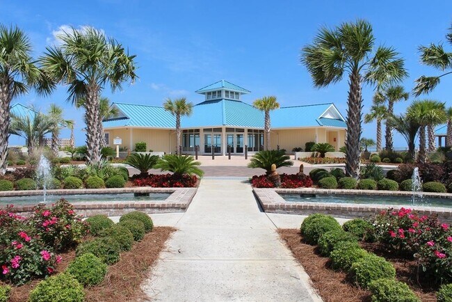 Building Photo - 216 Club Cir