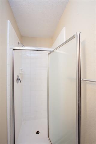 Building Photo - 1118 Water Oak Way