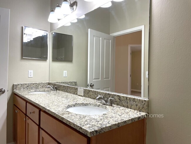 Building Photo - 24447 Summer Wind Ct