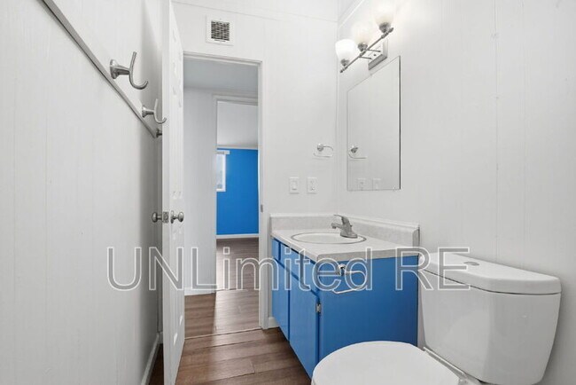 Building Photo - 3550 N Jamison Blvd