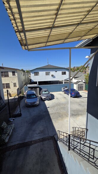 Parking Lot - 4639 Lincoln Ave