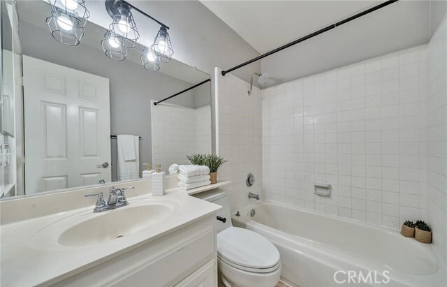 Building Photo - 17272 Candleberry