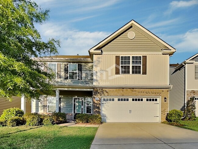 Building Photo - 515 McMillan Ln