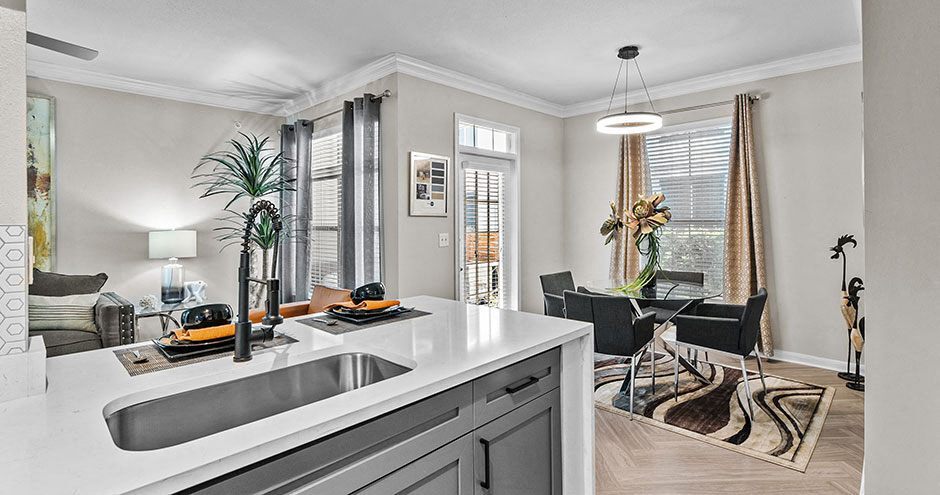 Building Photo - The Palms at Clear Lake Apartments