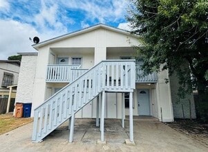 Building Photo - 10100 Brownie Dr