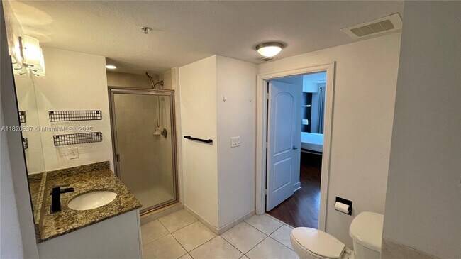 Building Photo - 1830 Radius Dr