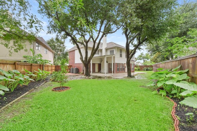 Building Photo - 13902 Danton Falls Dr