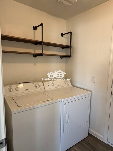 Building Photo - 3852 Princeton Ln