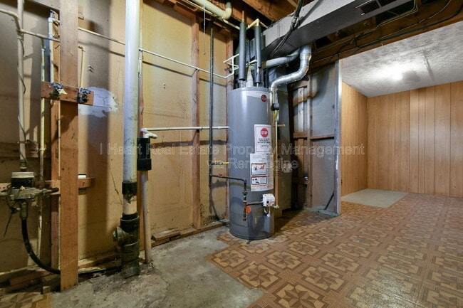 Building Photo - 4006 Elkton St