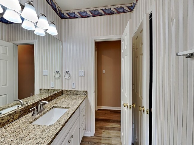 Building Photo - 3831 Princeton Park Ct