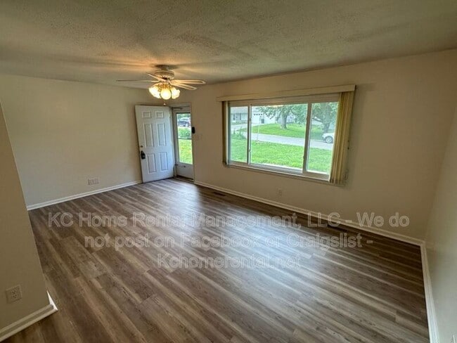 Building Photo - 804 NE 66th Terrace