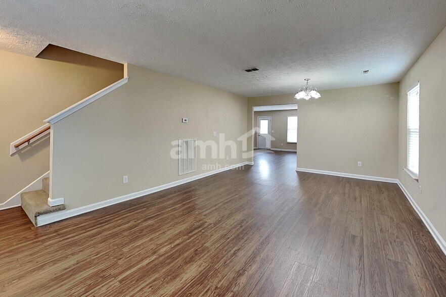 Building Photo - 377 Stewart Springs Dr